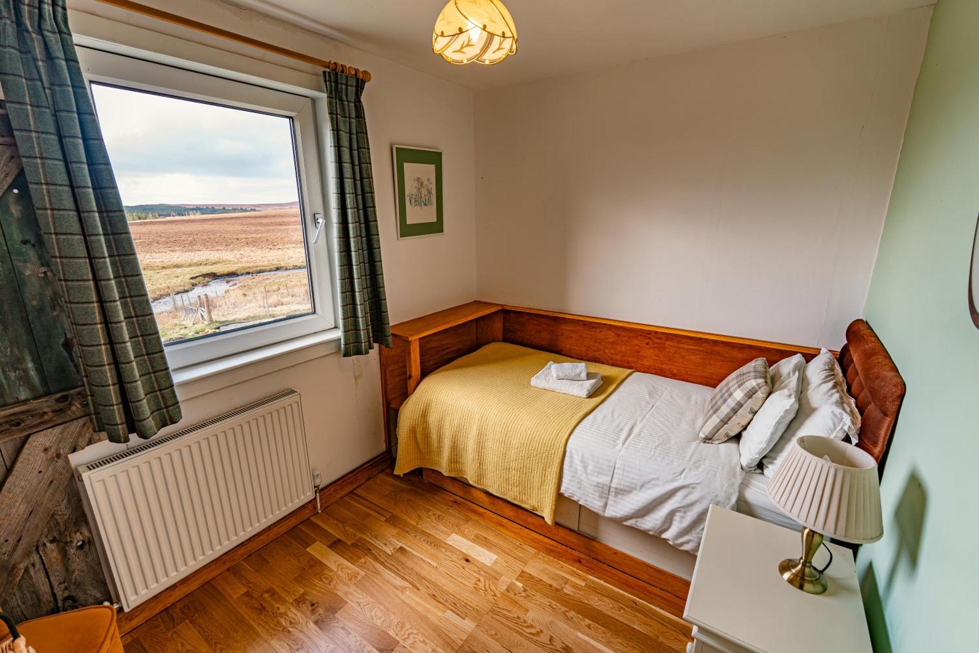 Отель Garvault House Kinbrace Номер фото
